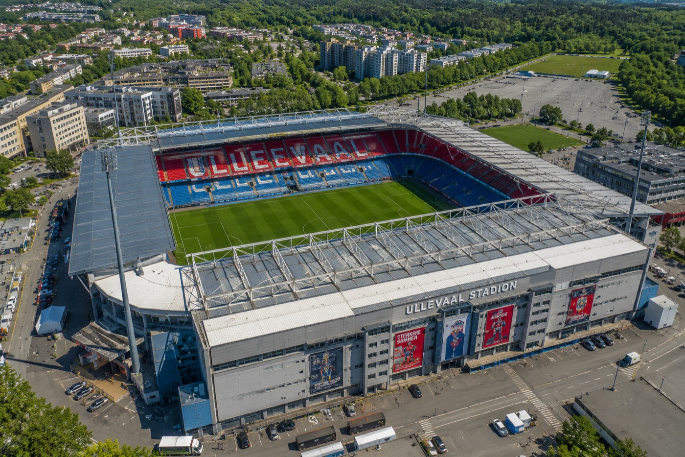 Ullevaal Stadion (Fotballfesten) (AI-illustrasjon)